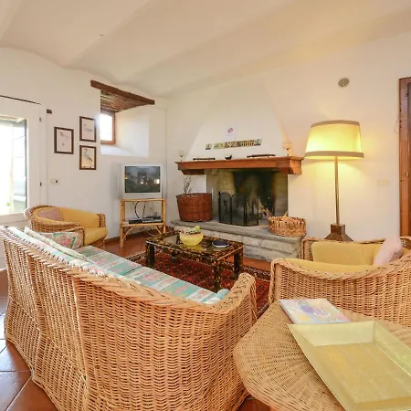 Sprawling With Breathtaking Views In Emilia-romagna Willa