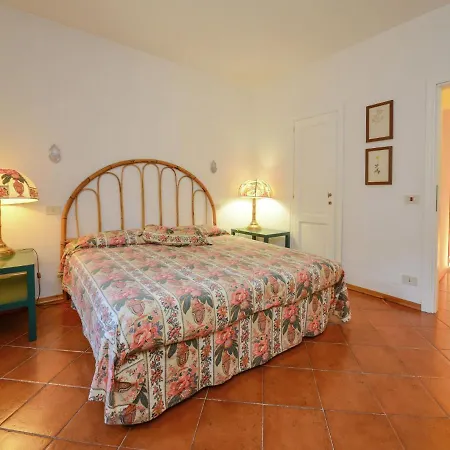 Willa Sprawling With Breathtaking Views In Emilia-romagna *