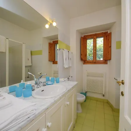 Sprawling With Breathtaking Views In Emilia-romagna