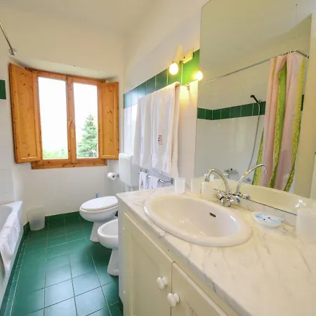 Sprawling With Breathtaking Views In Emilia-romagna *